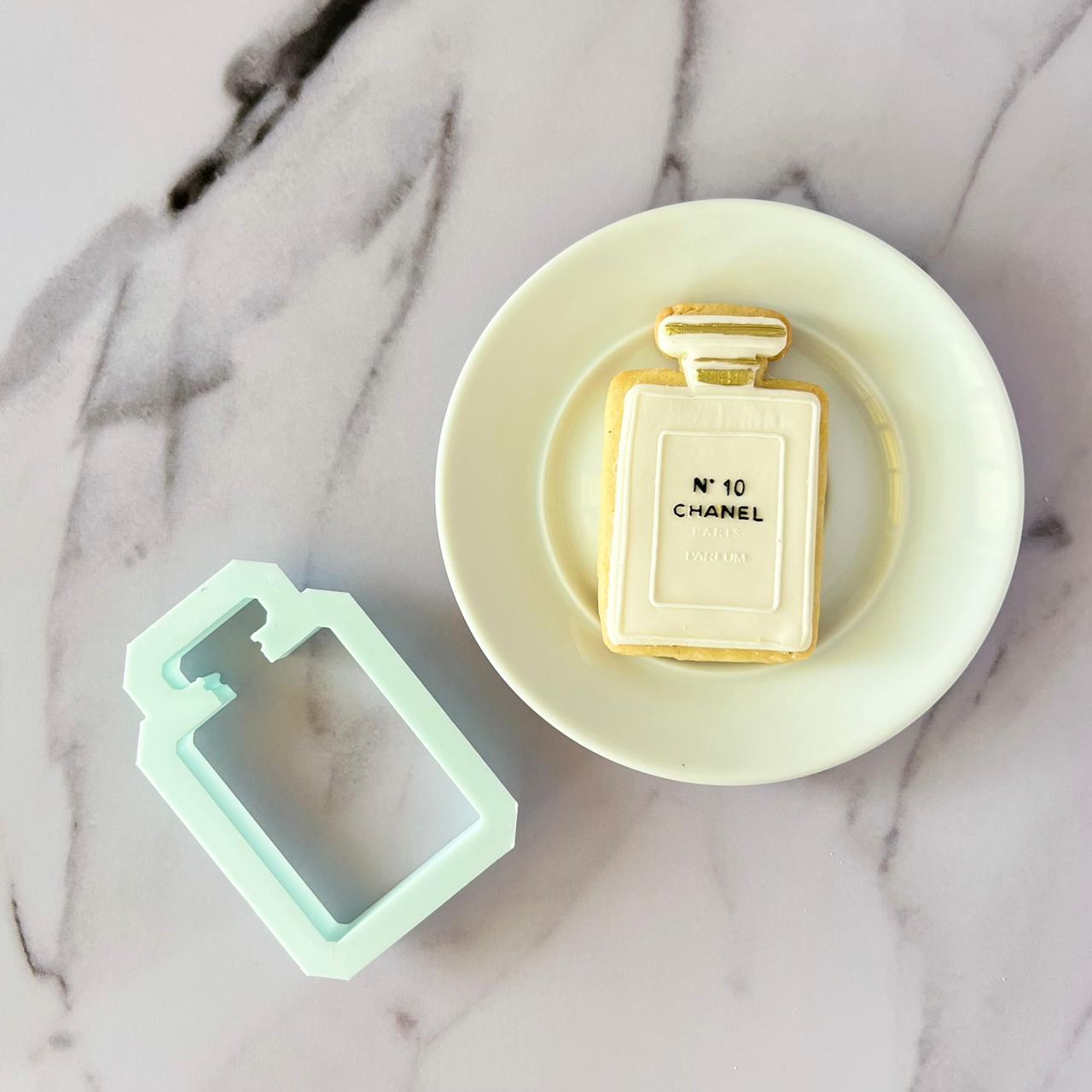 Cortador y Embossing: Perfume Chanel