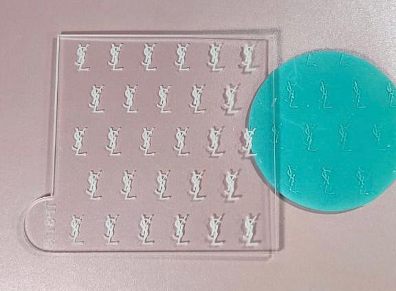 Textura LYS Embossing